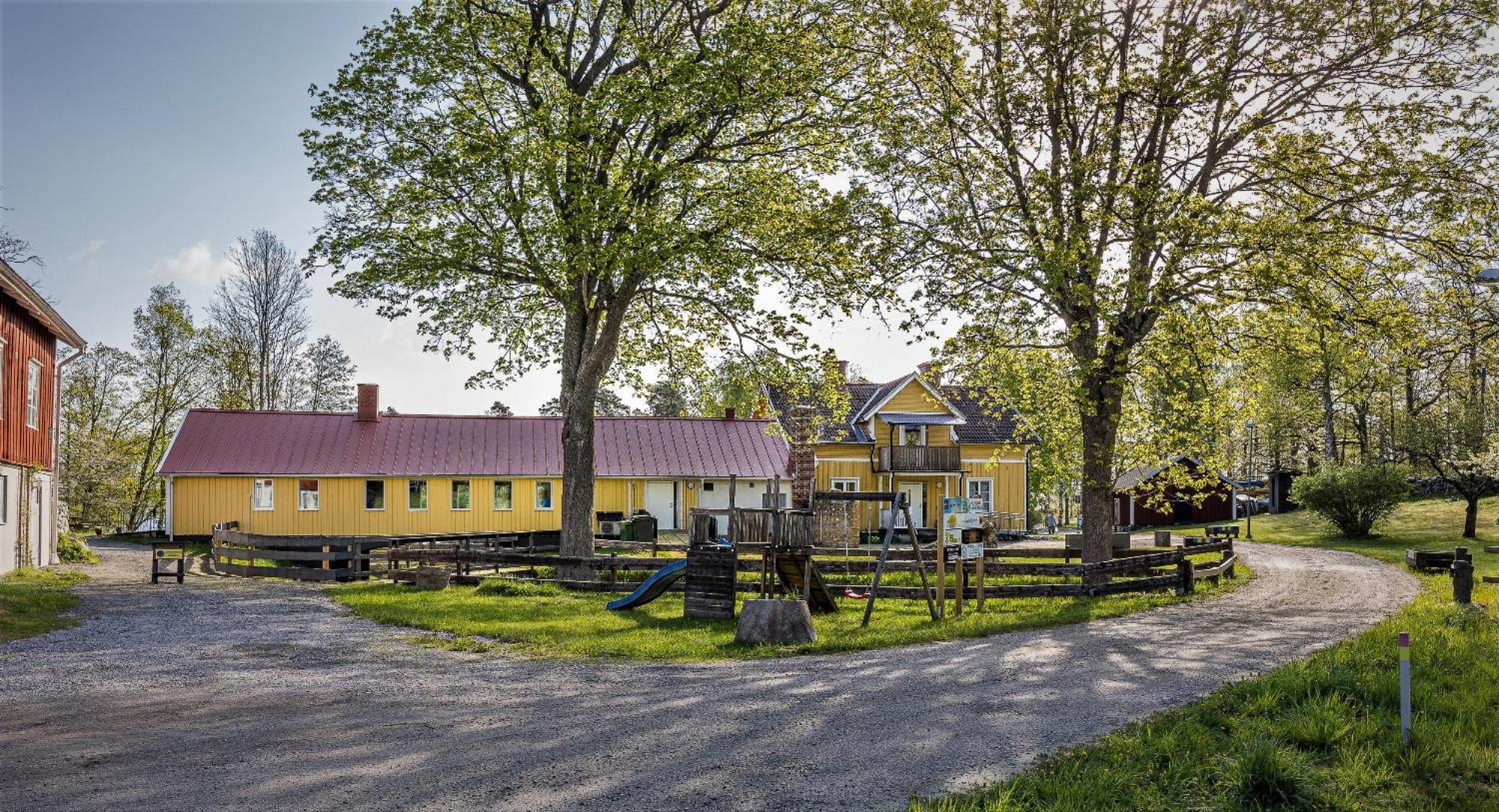 Marsbaecken Hostel Vastervik Bagian luar foto