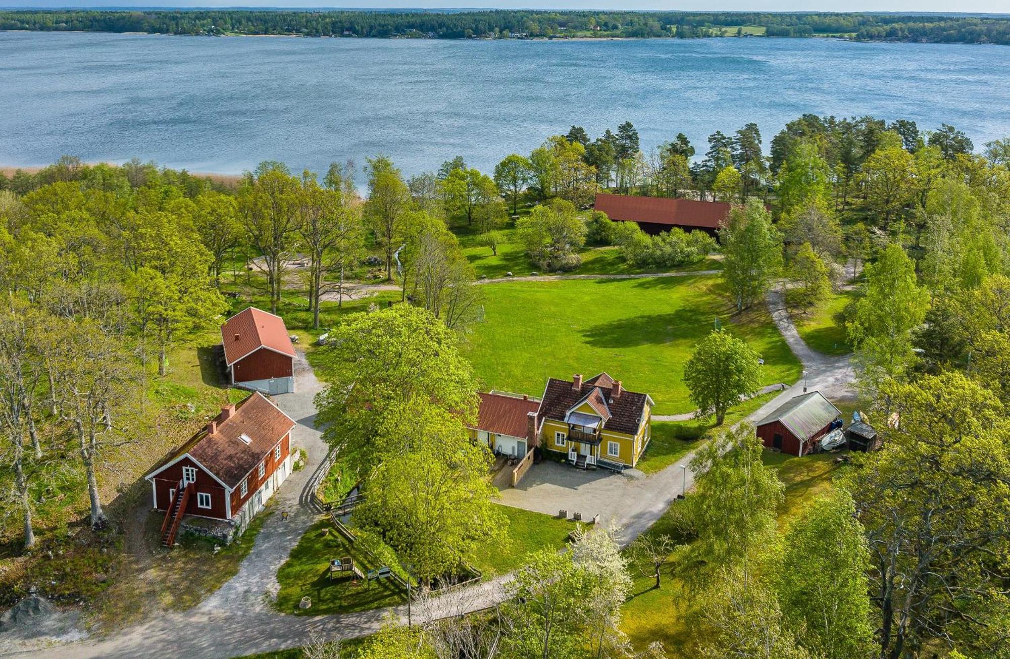 Marsbaecken Hostel Vastervik Bagian luar foto